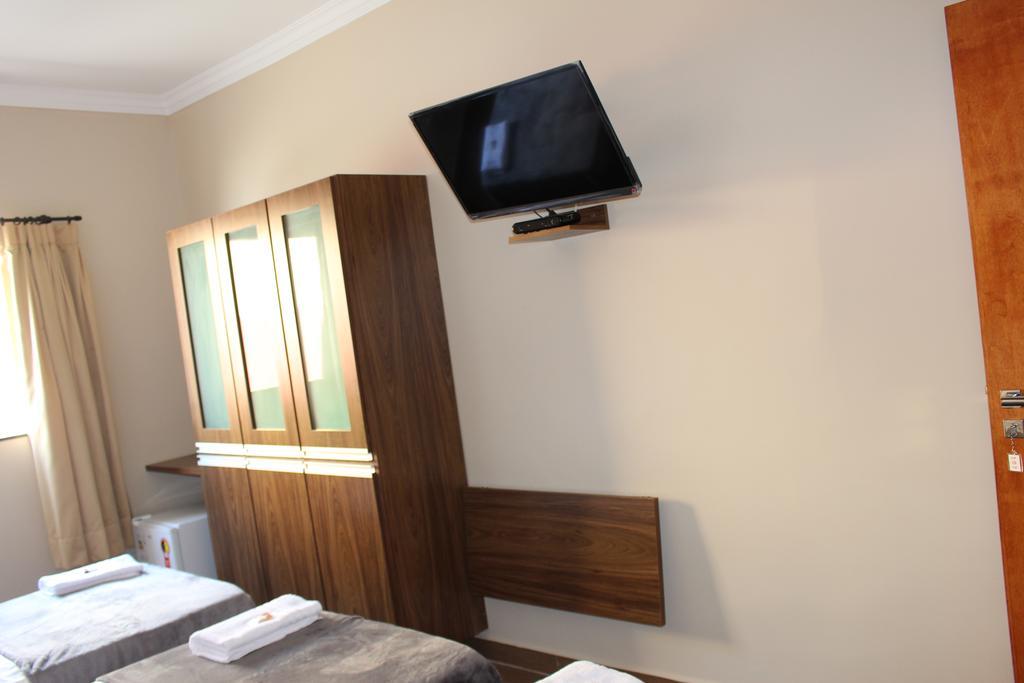 Hotel Albatroz Uberaba Eksteriør billede